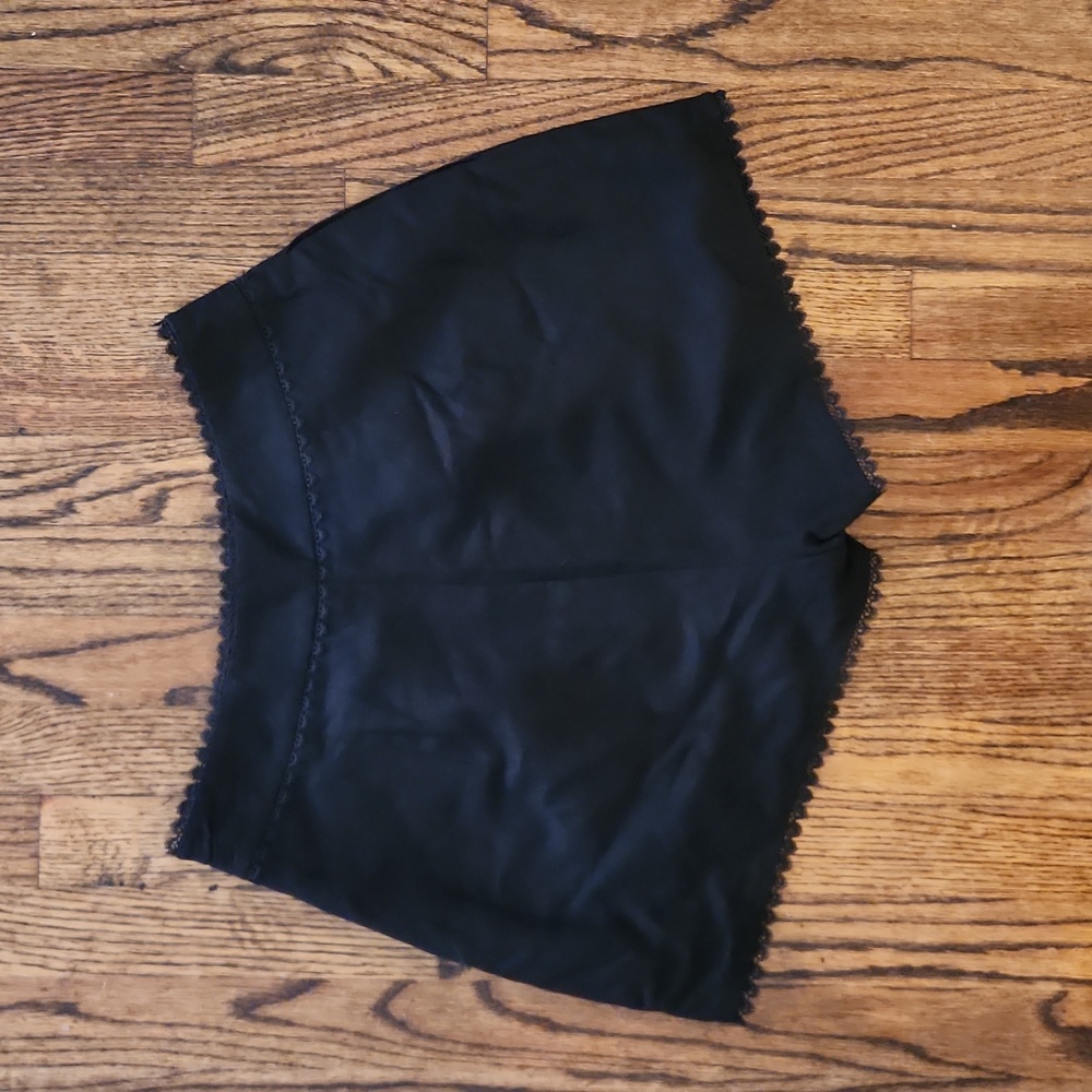 Aqua Lace Edge Black Linen Shorts M - Picture 3 of 3
